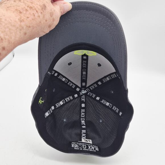 Black Clover Live Lucky Hat Cap Gray Yellow Logo Fitted L/XL Golf Club Wear - Picture 8 of 12